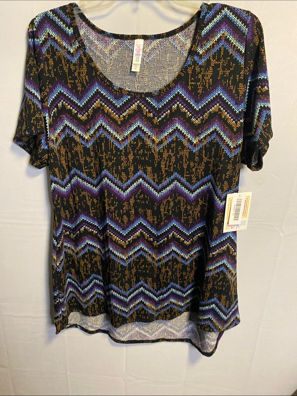 LuLaRoe Black Chevron Short Sleeve Top with Purple & Blue